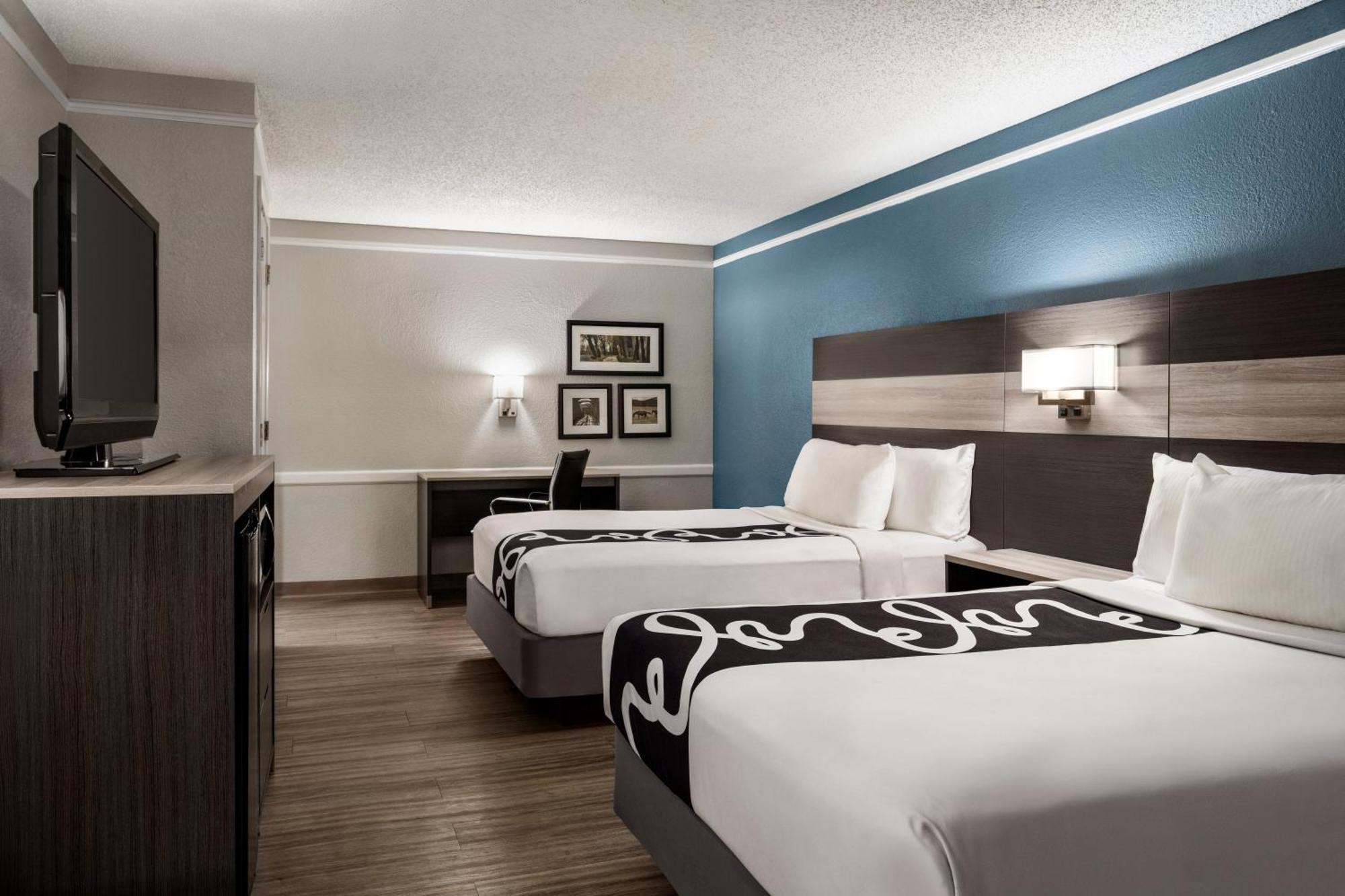 La Quinta By Wyndham 3* Victoria