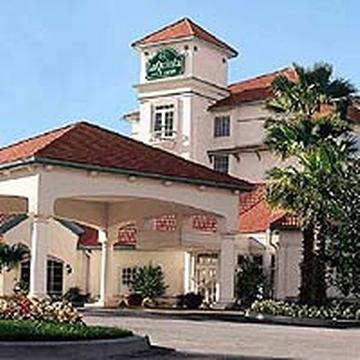 La Quinta By Wyndham Victoria